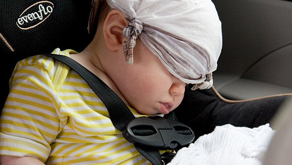 Foteliki samochodowe dla dzieci